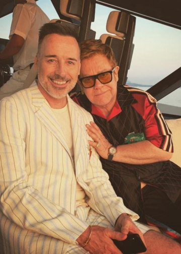 Elton John tillsammans med maken David Furnish