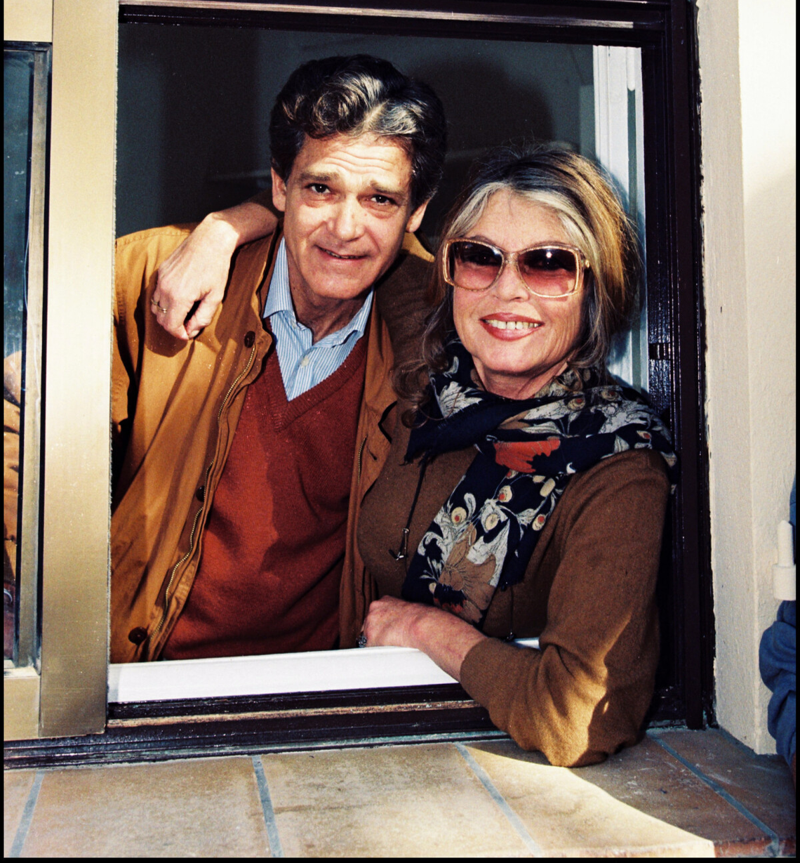 Brigitte Bardot och maken Bernard d’Ormale tillsammans i Saint-Tropez 1993.